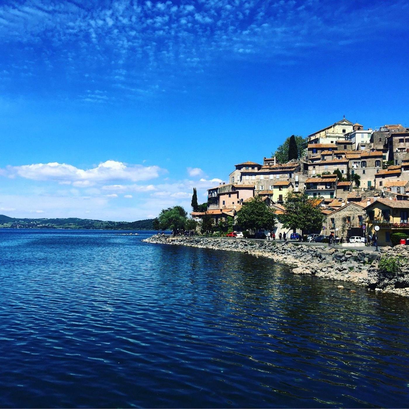 Appartamento Tra Il Borgo E Il Lago أنغويلارا سابازيا المظهر الخارجي الصورة