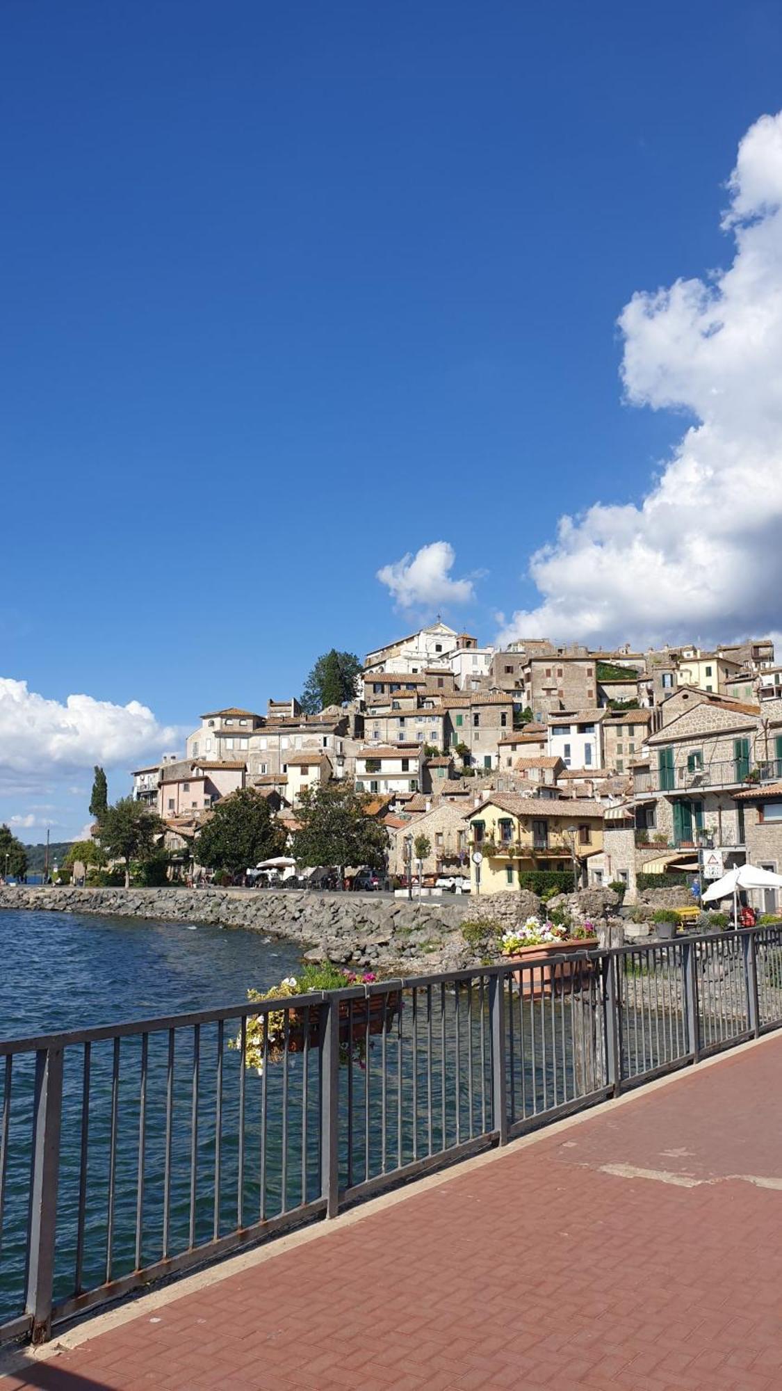 Appartamento Tra Il Borgo E Il Lago أنغويلارا سابازيا المظهر الخارجي الصورة