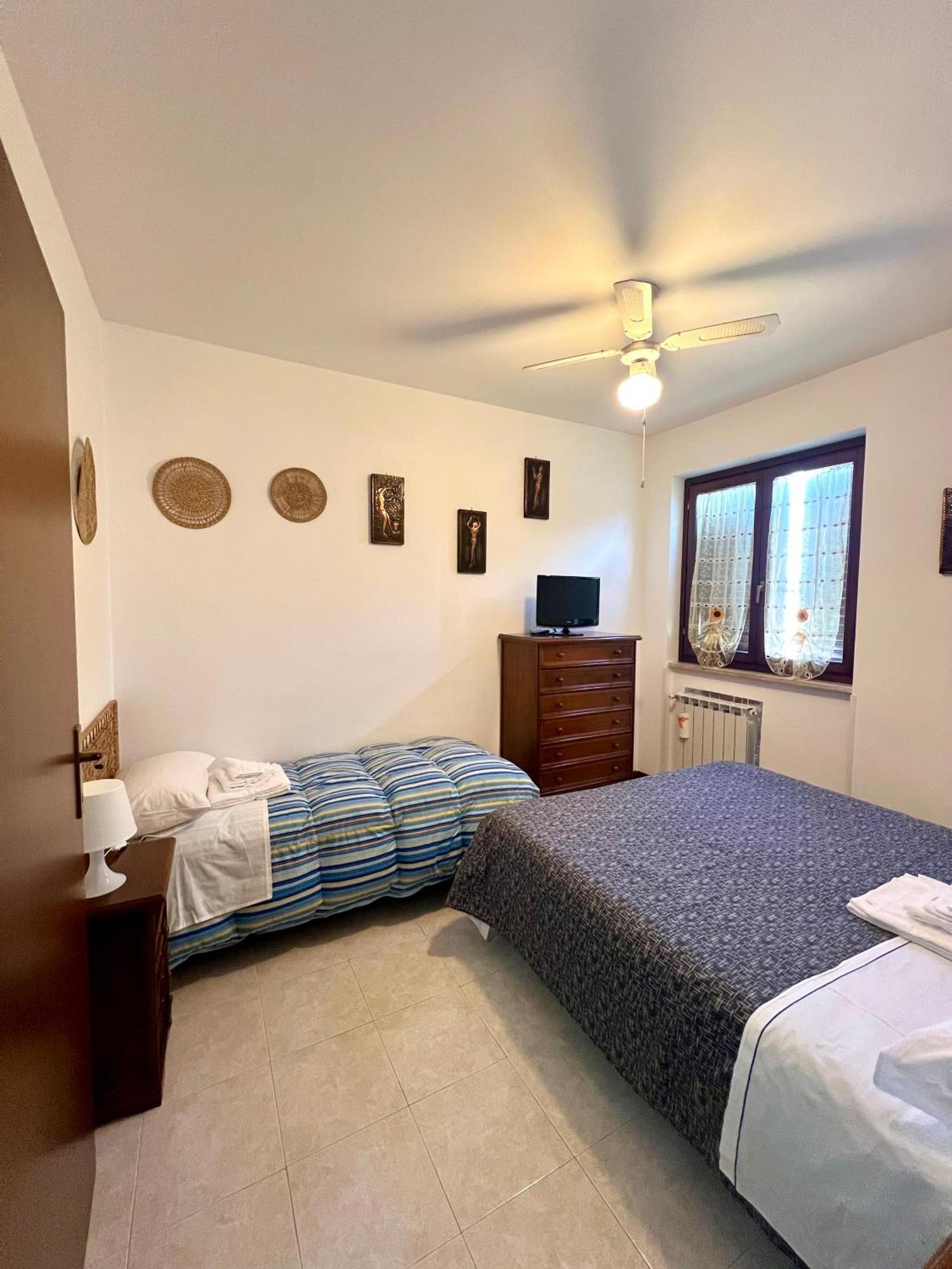 Appartamento Tra Il Borgo E Il Lago أنغويلارا سابازيا المظهر الخارجي الصورة