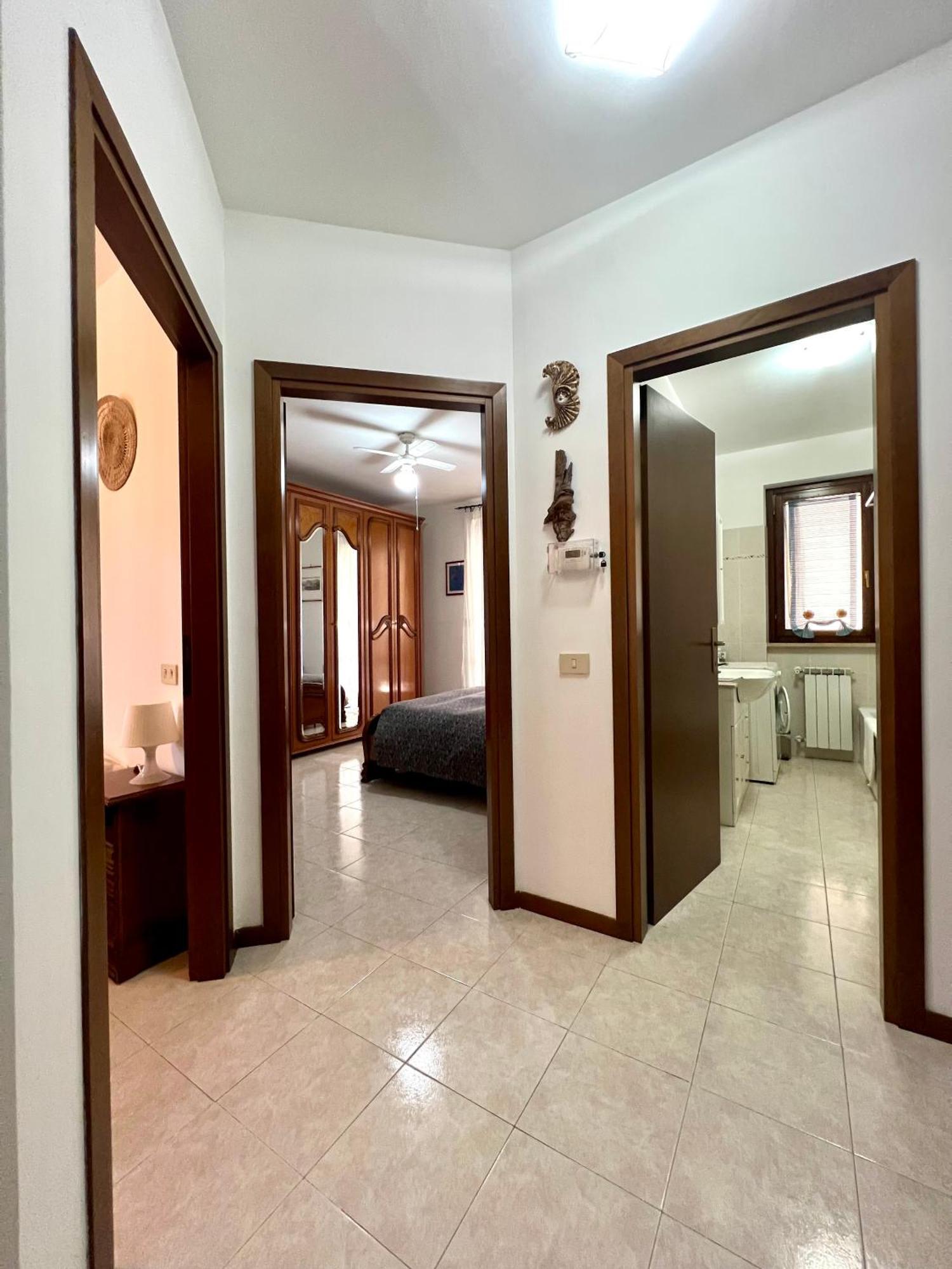 Appartamento Tra Il Borgo E Il Lago أنغويلارا سابازيا المظهر الخارجي الصورة